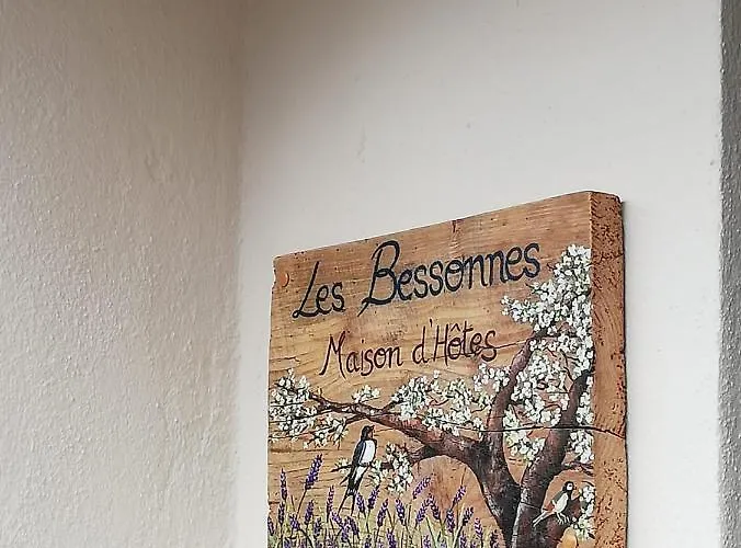 Les Bessonnes Nocleg ze śniadaniem Saint-Georges-Haute-Ville